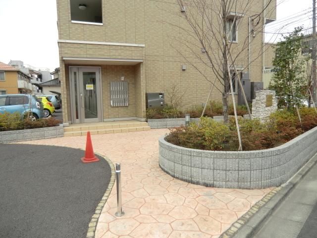 エントランス　オートロック対応エントランス