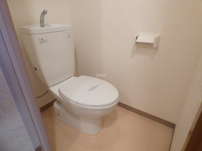 トイレ　違うお部屋の写真です