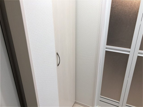 玄関　※退去前の為、写真と現状が異なる場合がございます。
