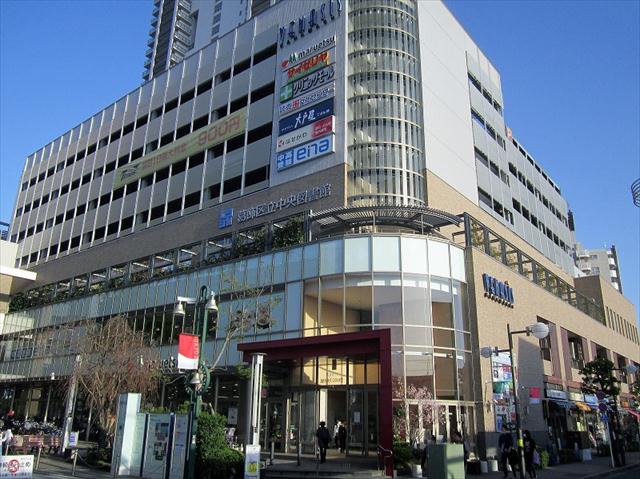 図書館　葛飾区立中央図書館（図書館）まで615m