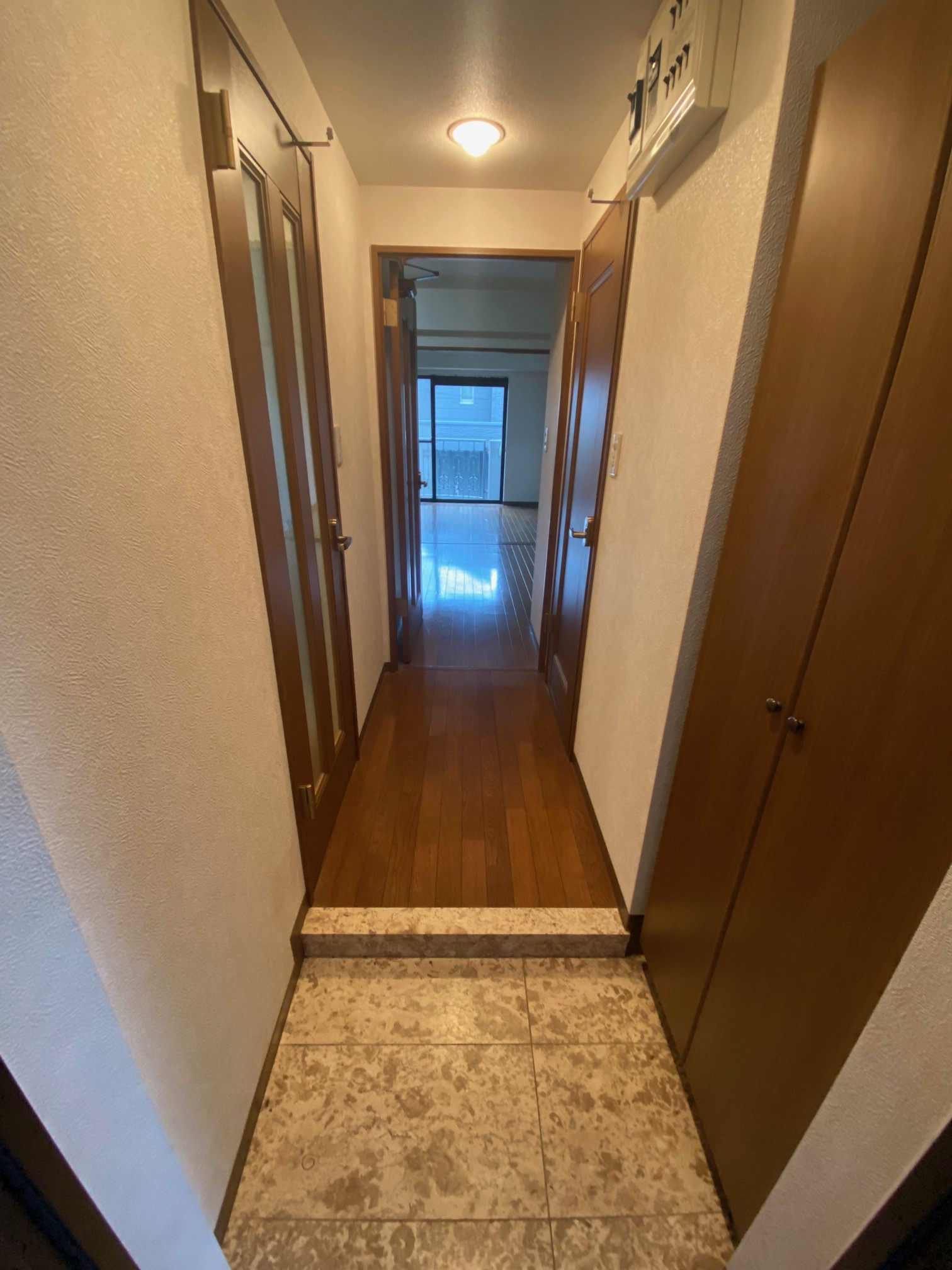 玄関　大型シューズBOX