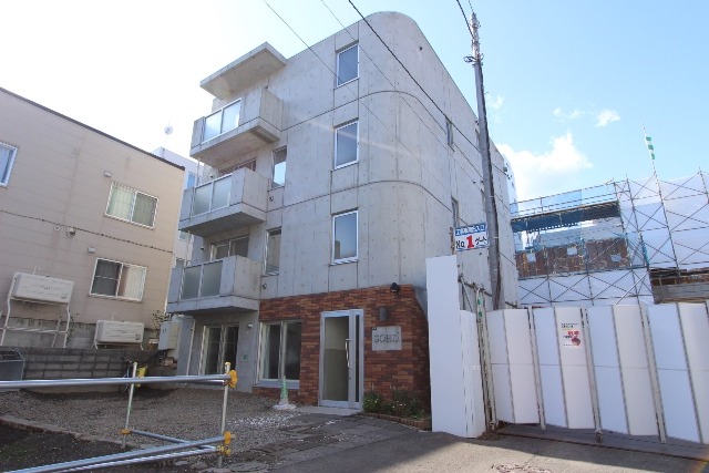建物外観　◆エアコン付きで夏も快適！◆ネット無料等設備充実！