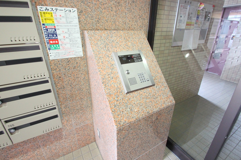 セキュリティ　オートロック付きです☆