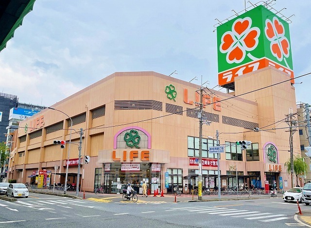 スーパー　ライフ　高井田店（スーパー）まで799m