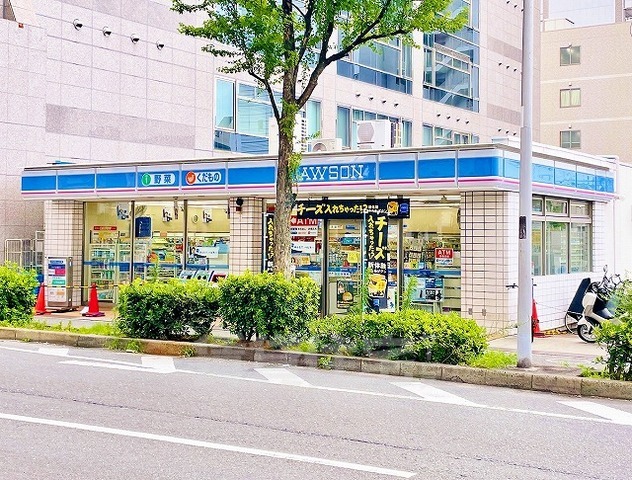 コンビニ　（コンビニ）まで350m