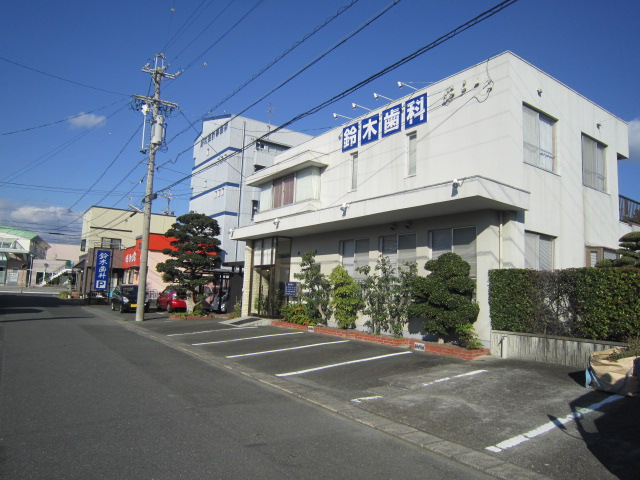 病院　鈴木歯科（病院）まで374m