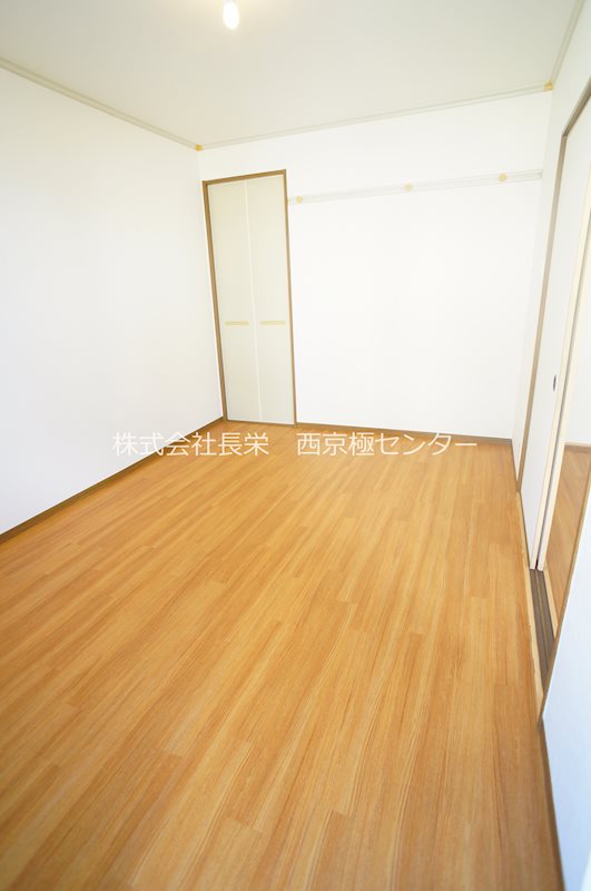 その他部屋・スペース　洋室６帖（ベランダ側）