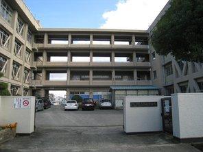 中学校　福山市立中央中学校（中学校）まで1100m