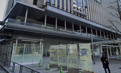 ドラックストア　コクミンドラッグ博多地下店（ドラッグストア）まで905m