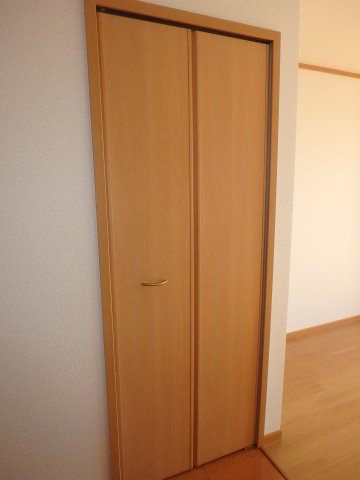 収納　総社井手　グランパレＫ　1LDＫ　収納