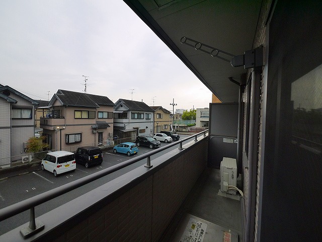バルコニー　バルコニー付きです