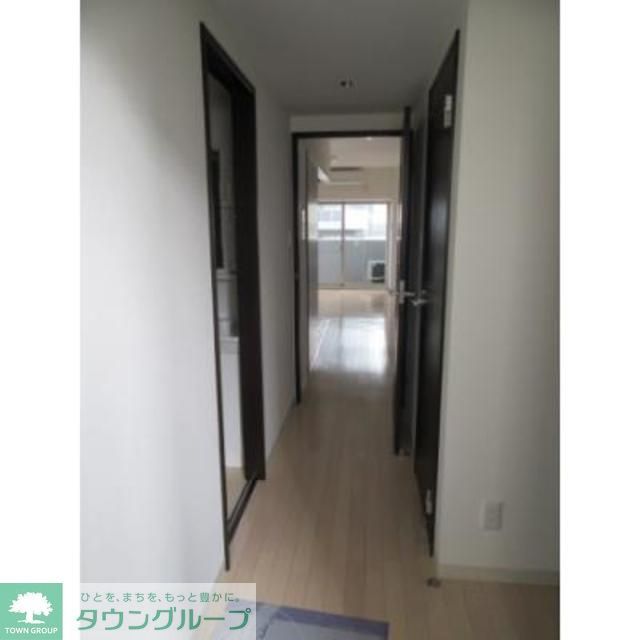 玄関　※写真は同タイプ住戸です。