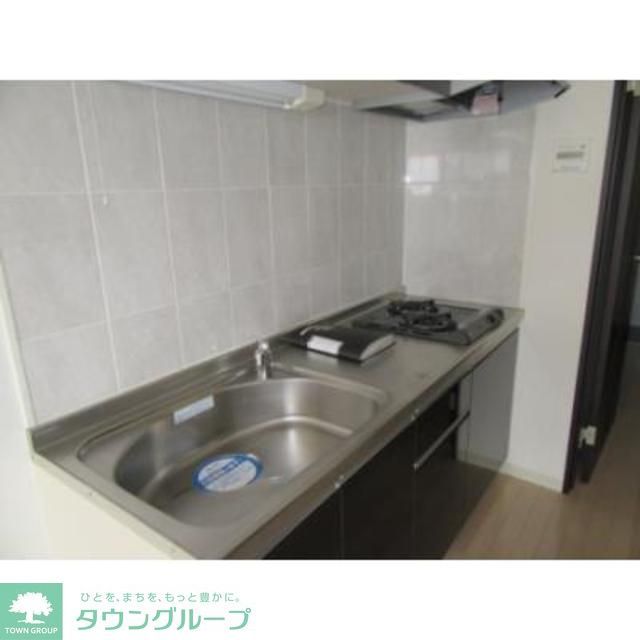 キッチン　※写真は同タイプ住戸です。