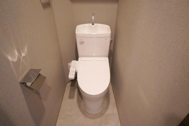トイレ　落ち着いたトイレです
