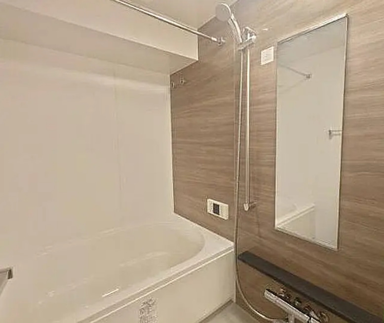 バス・シャワールーム　※別部屋参考写真