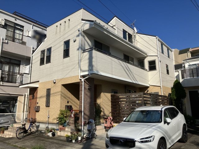 建物外観　南西側から撮影