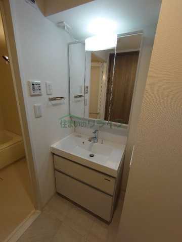 洗面設備　別部屋同タイプ部屋の参考写真となります。
