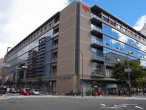 郵便局　神戸中央郵便局（郵便局）まで272m