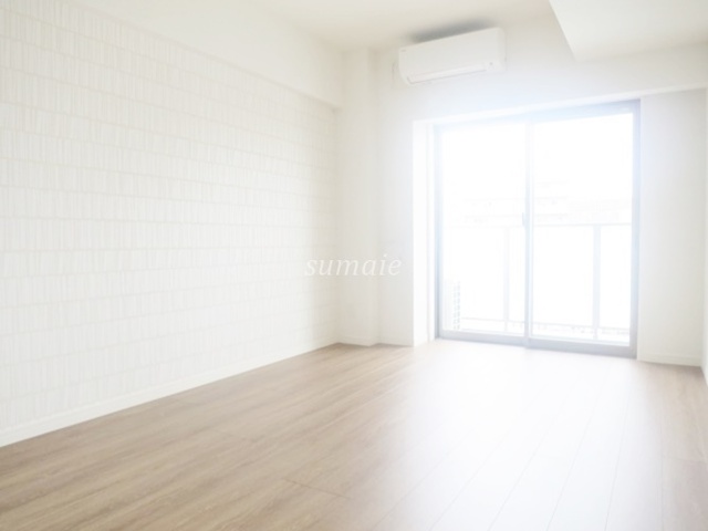 居室・リビング　8.2帖のお部屋です♪