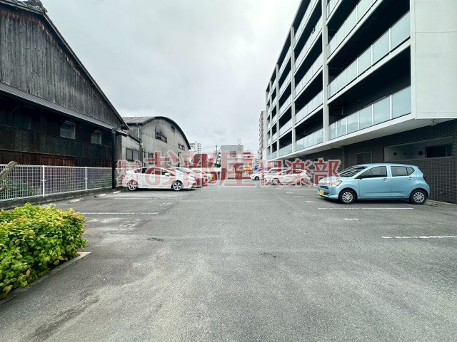 駐車場　駐車場完備です