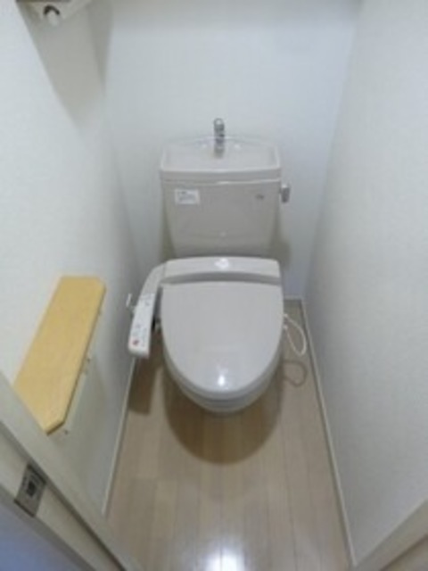 トイレ　別部屋同仕様