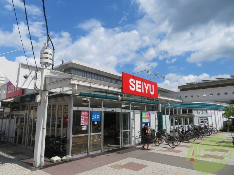 スーパー　西友木町店（スーパー）まで879m