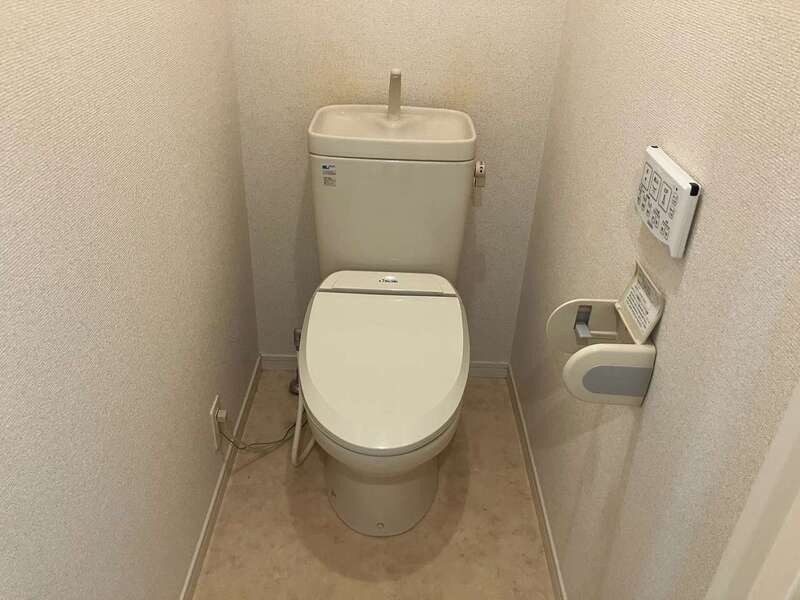 トイレ　別部屋参考写真