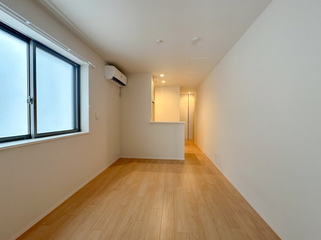 居室・リビング　別タイプのお部屋の写真です
