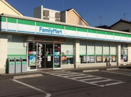 コンビニ　ファミリーマート松戸中根長津町店（コンビニ）まで590m