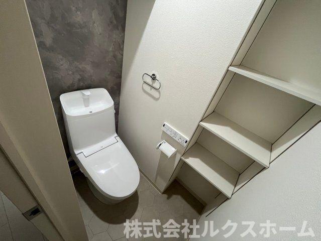 トイレ　落ち着いたトイレです