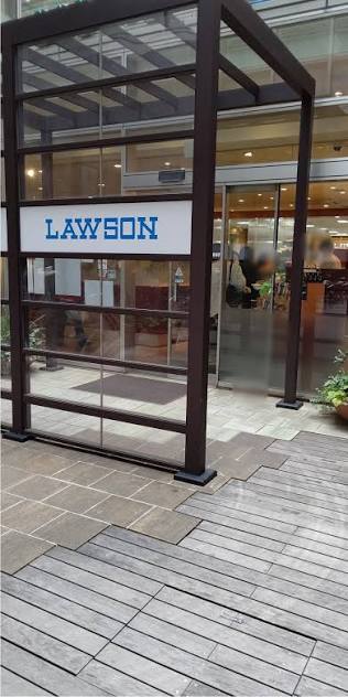 コンビニ　ローソン 東大病院店（コンビニ）まで302m