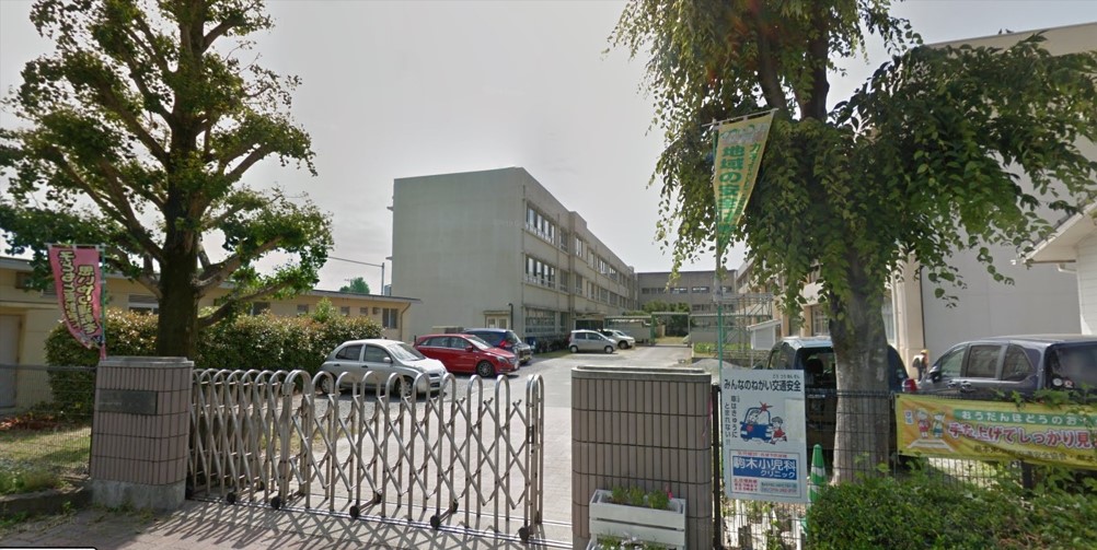 小学校　熊本市立尾ノ上小学校（小学校）まで650m
