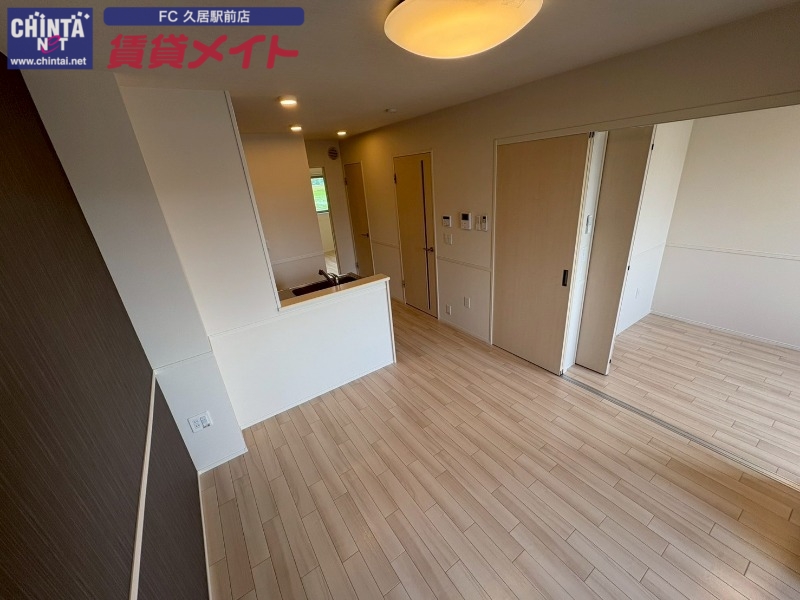 居室・リビング　別部屋の写真です