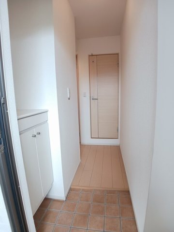玄関　シンプルで使いやすい玄関です