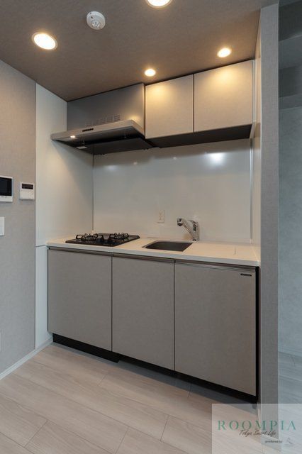 キッチン　※同タイプの別のお部屋です。