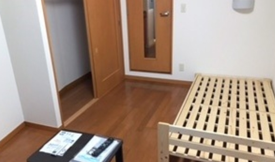 居室・リビング　※別部屋の参考写真です。