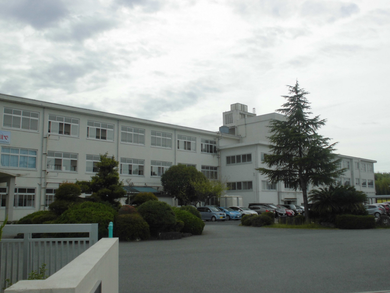 中学校　加西中学校（中学校）まで1024m