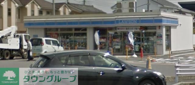 コンビニ　ローソン越谷宮本店（コンビニ）まで380m