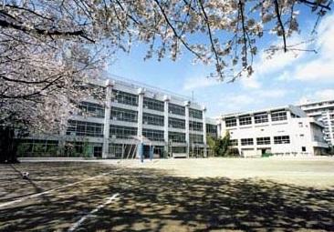 小学校　希望丘小学校（小学校）まで902m