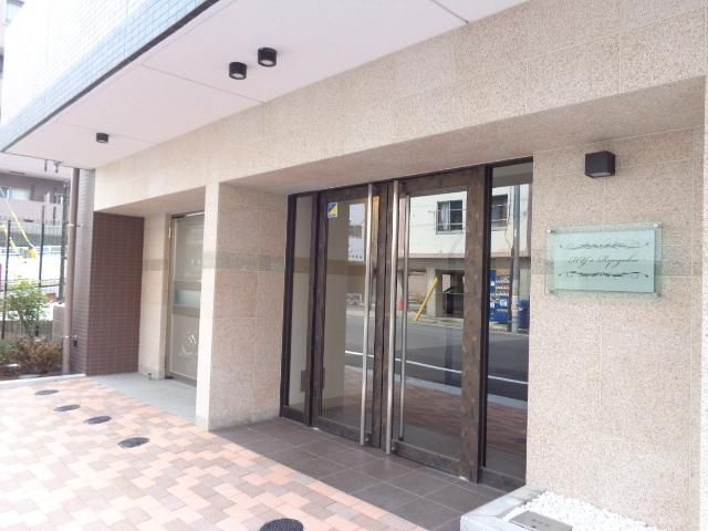 エントランス　エントランス