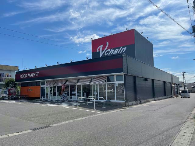 スーパー　ブイチェーン荒井店（スーパー）まで1450m