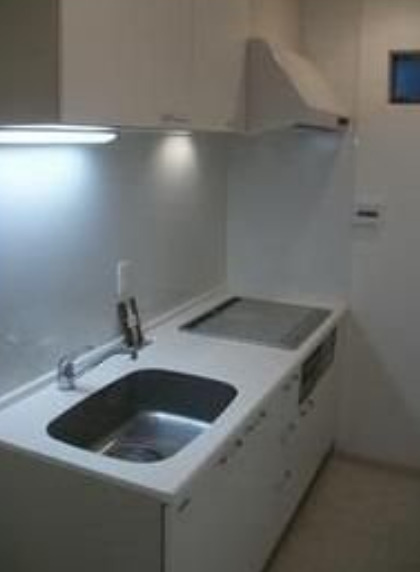 キッチン　別部屋の画像を使用しております。