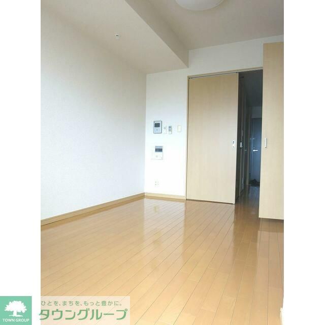 プライムアーバン西大島の居間写真