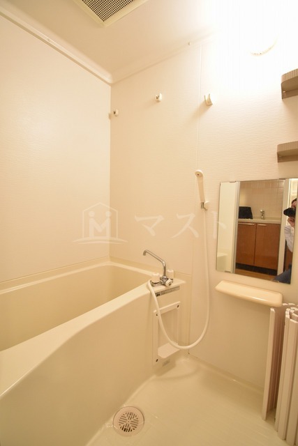 プレサンス東本町の風呂写真