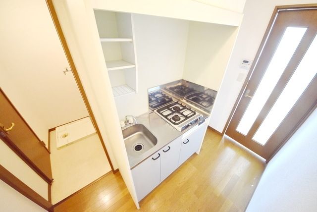 キッチン　★★お手入れ楽なコンパクトキッチン採用★★