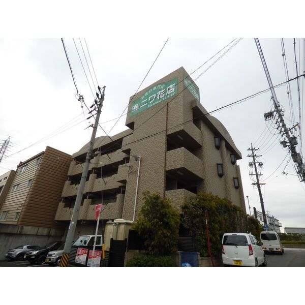 ティアラ八帖の外観写真
