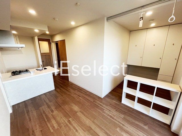 その他部屋・スペース　お部屋に収納があるので広々使えますね