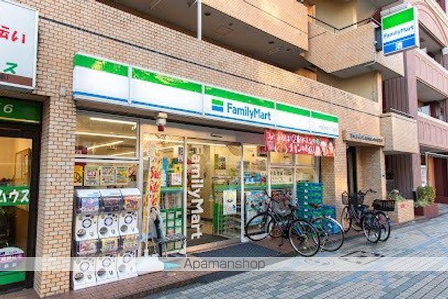 コンビニ　ファミリーマート門前仲町一丁目店（コンビニ）まで318m