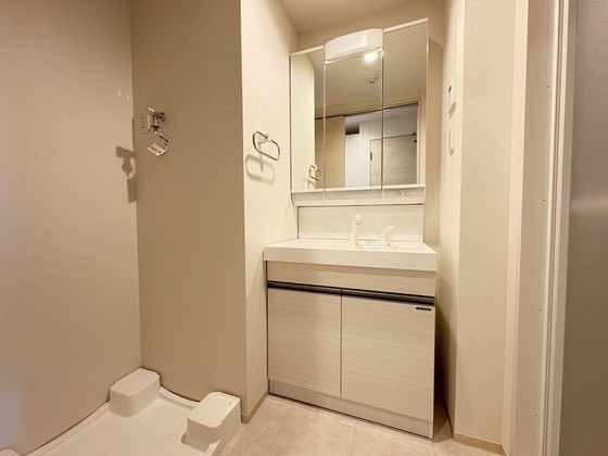 洗面設備　※別部屋の写真です
