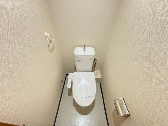 コンフォート宝町のトイレ写真